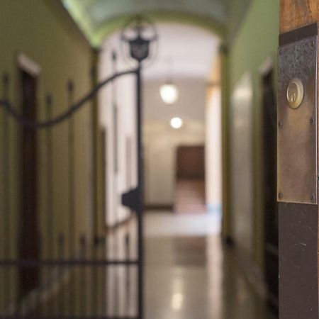 New Loft In The Heart Of Bologna 2 Apartment Luaran gambar