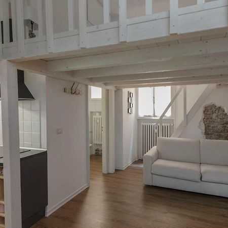 New Loft In The Heart Of Bologna 2 Apartment Luaran gambar