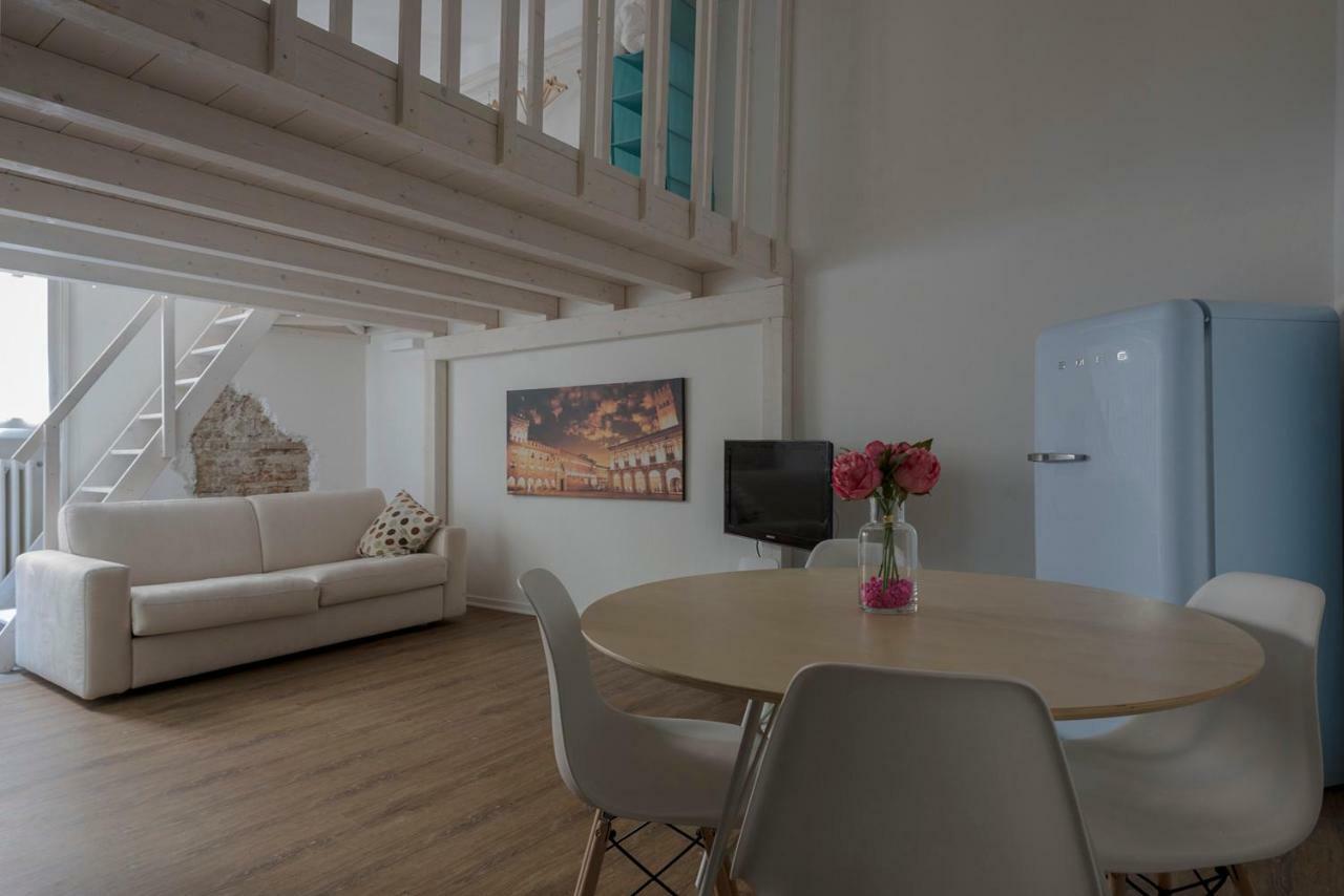 New Loft In The Heart Of Bologna 2 Apartment Luaran gambar